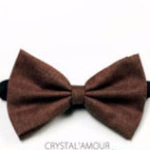 Herren Fliege, Dark Brown Bowtie, Chocolate Brown Bowtie, Groomsmen Bowtie, Barnyard Hochzeit, Vintage Hochzeit, Dark Brown Bow tie, Sackleinen