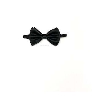 men&#39;s bowtie, black bowtie, mens bowtie, men bowtie, pre-tied bowtie, bowtie for men, boys bowtie, boy&#39;s bowtie, black bow, black bow tie