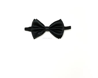 Black Pre-Tied Bowtie: Adjustable Polyester Bow Tie