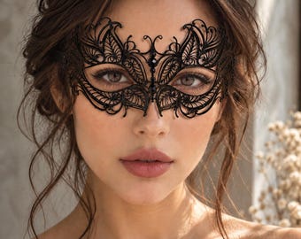 Burlesque Black Masquerade Mask with Black Gems