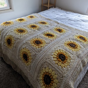 Crochet sunflower giant granny square blanket