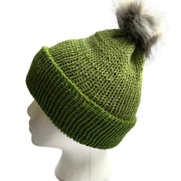 Ombre Green Knit Beanie With Faux Fur Pom - Etsy display picture 3
