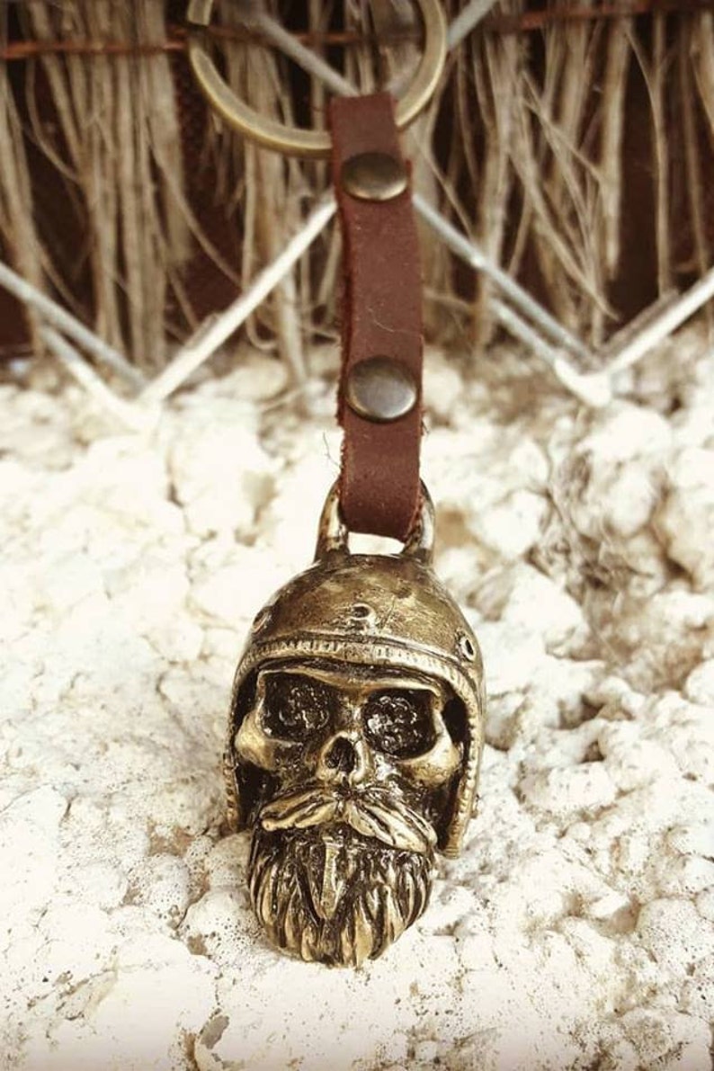 bearded biker skull key chain handmade in brass by santa medusa motorcycle Harley Davidson kustom kulture
