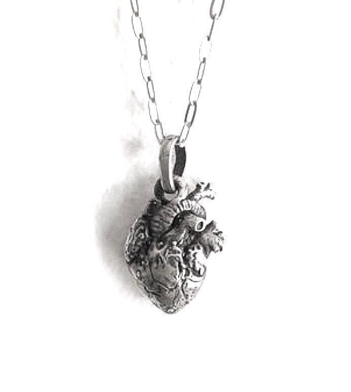 Colgante de corazón anatómico, latido sólido, collar de corazón, corazón de plata, collar de plata, corazón realista, vieja escuela,