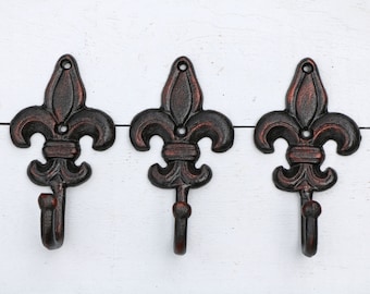 Rustic Wall Hooks Oil Rubbed Bronze Towel Hooks Farmhouse Bathroom Hangers Cast Iron Coat Hooks Set of 3 Fleur de Lis