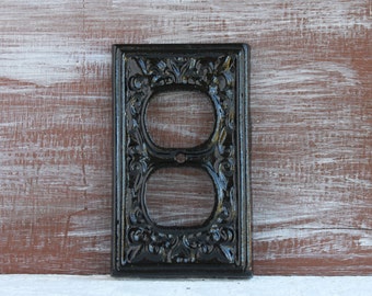 Black Outlet Cover, Electrical Outlet Plate, Wall Plug Cover Metal Outlet Plate Cover, Cast Iron Fleur de lis cover plate, Wall Socket Cover