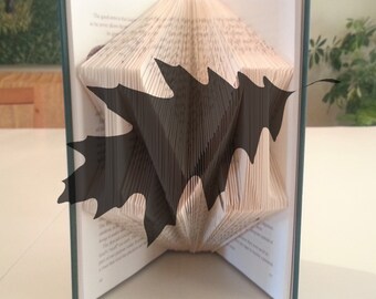 Folded Book Patterns: Autumn leaves by DIYMarta