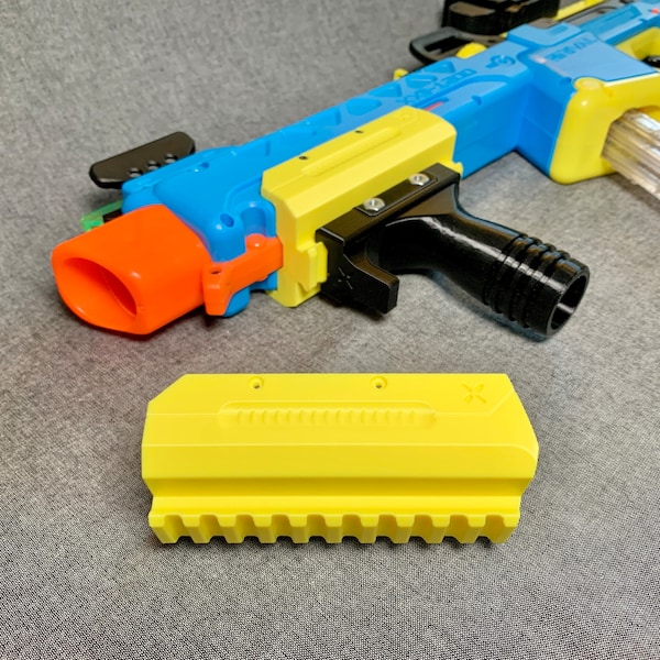 Pathfinder Railed Pump Grip