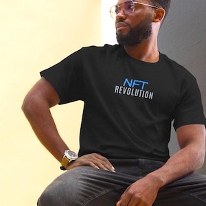 NFT Revolution - NFT Lover Tshirt Men&#39;s Digital Art Crypto Blockchain Classic Tee