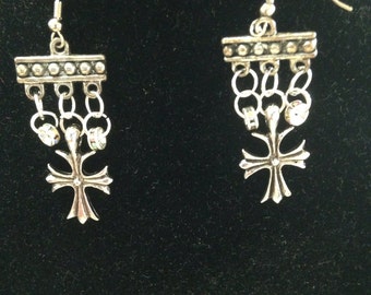 Earrings, "Criss Cross" pierced earrings