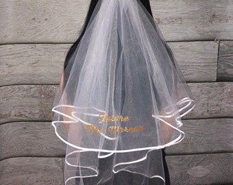 Personalized Veil on a rhinestone bling clip, bride veil, custom veil, bridal shower veil with name, bachelorette party veil, future mrs