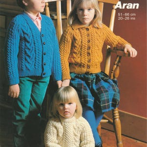 Patrón de punto para jersey tipo cárdigan Aran infantil - 20-26" (Descarga digital)
