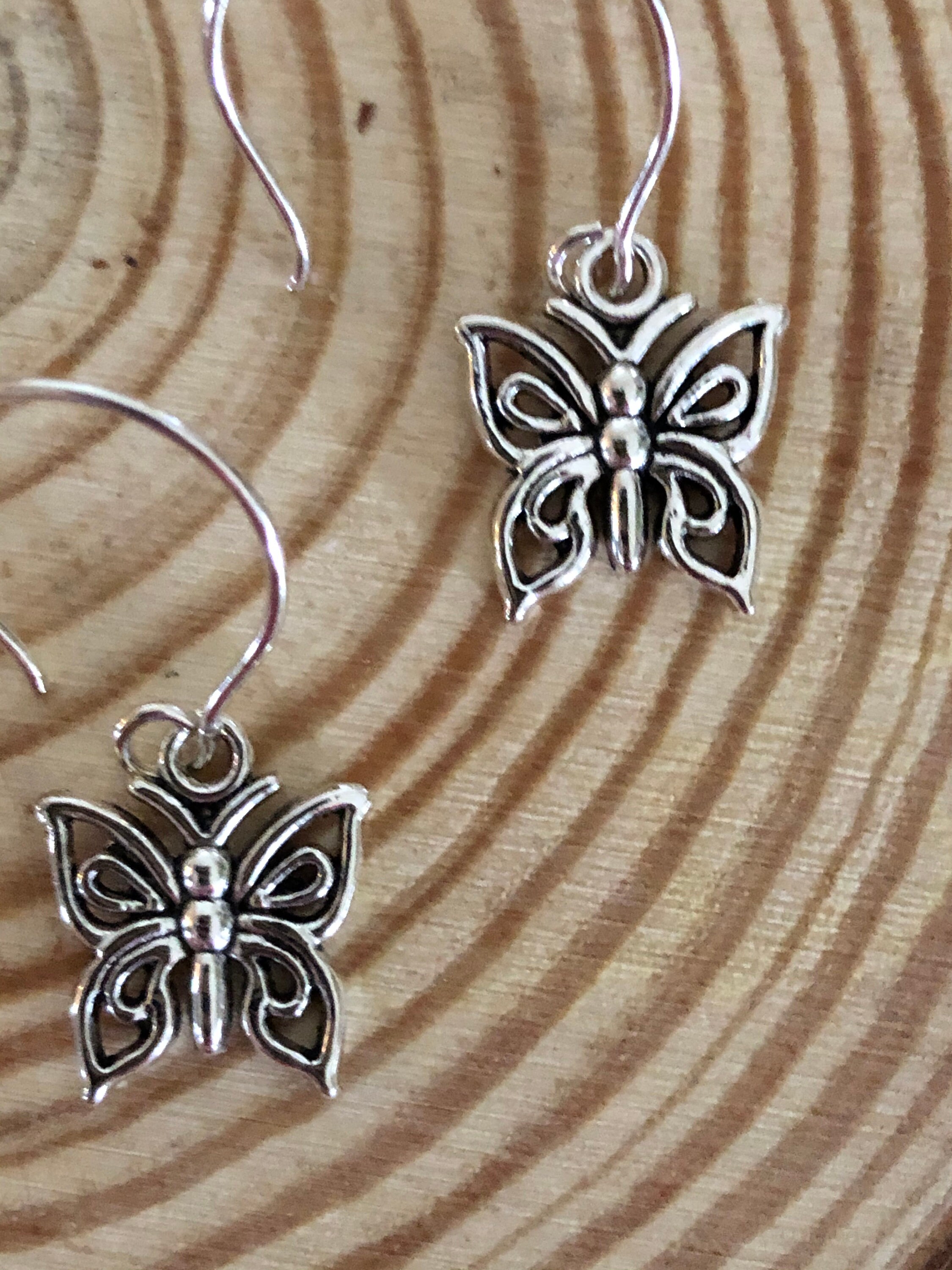 Pendientes De Mariposa