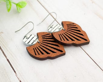 Neutral Scalloped Wooden Earrings