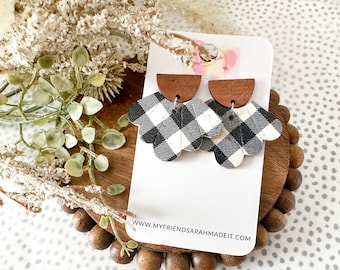 Black & White Plaid Scalloped Earrings