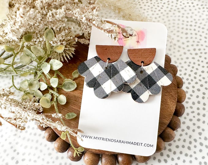 Black & White Plaid Scalloped Earrings