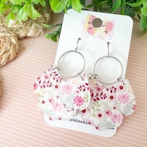 Wildflower Hoop Dangles | Acrylic Earrings | Lightweight Statement Hoops | Spring Floral Jewelry | Pink Floral Scalloped Earrings | #2788