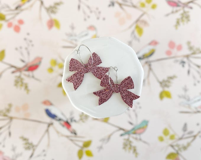 Mauve Glitter Bow Earrings
