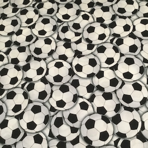 GO TEAM - CALCIO Quilt Shop Tessuto di cotone di qualità da Timeless Treasures - 1/2 yard