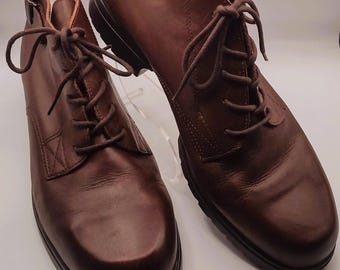 Botines de tobillo vintage de cuero marrón con cordones de los 90, marca Nicole Club Valerie, talla 10 M – Estilo indie, poético y grunge