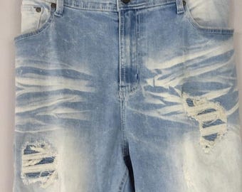 Christian Carera Y2K Men’s 40x32 Light Wash Distressed Baggy Denim Jeans