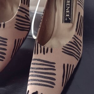Vintage 90s J. Renee Taupe Black Striped Silk Pumps Size 8.5 Pointed Toe Heels image 3