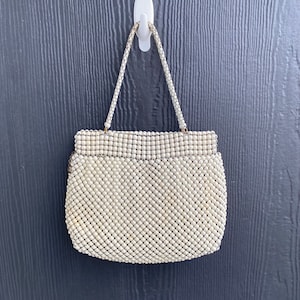 Bolso vintage Whiting & Davis, bolso Alumesh, bolso de malla blanco antiguo, bolso de doble asa, bolso de los años 40
