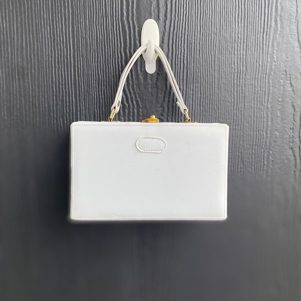 Vintage White Box Purse, faux leather top handle box handbag, 60s bag, made in Hong Kong, retro handbag, fashion purse