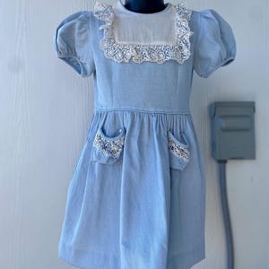 Vintage girls dress, 40s little girls frock, light blue with lace, Old toddler dress, antique girls dress