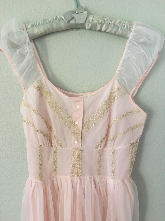 pink night clothes