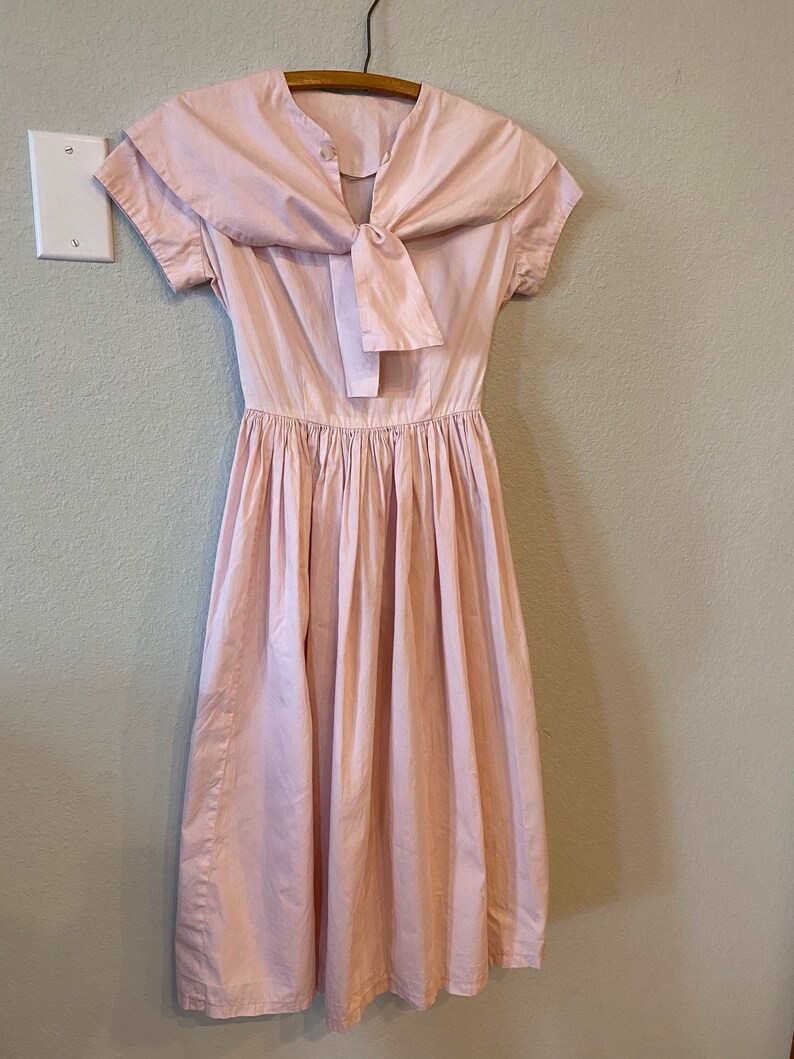 Vintage pink Day Dress, 50s cotton dress, retro womans frock, pinup dress image 1