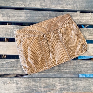 Vintage 70s Palizzio purse, snakeskin leather clutch, 70s disco bag, small shoulder bag, light brown bag
