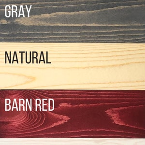 Puede incluir: Una paleta de colores de tinte para madera, con muestras etiquetadas como "BLACK", "DARK WALNUT", "BROWN", "GRAY", "NATURAL", "BARN RED", "WHITE WASH", "BLUE" y "WORN NAVY". Ideal para proyectos de carpinter&iacute;a.
