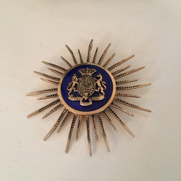 Vintage Dieu et Mon Droit British Coat of Arms Crest Brooch Pin Pendant