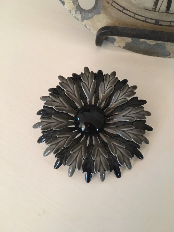 Vintage Gray and Black Enamel Flower Brooch Pin - image 1