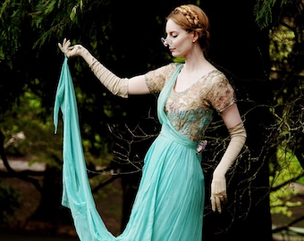 vintage edwardian gown // aqua silk chiffon + floral gold lamé lace ~1912 gown // weighted wristlet front train + grecian drape // 30" waist