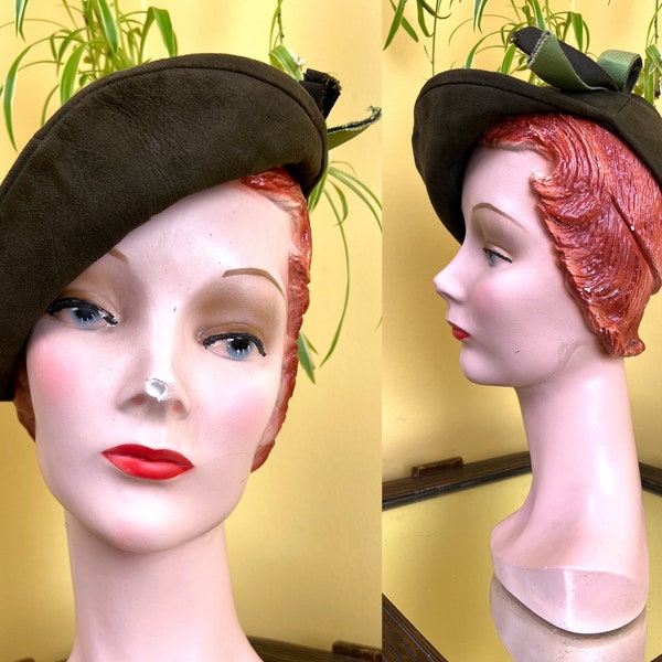 vintage 1940s hat // dark khaki green SUEDE 40s hat with sporty flip-up brim + ribbon loops