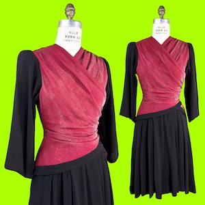 vintage 1940s dress // black rayon + red lamé fleck color block early 40s peaked shoulder dress // New York Creation // size S