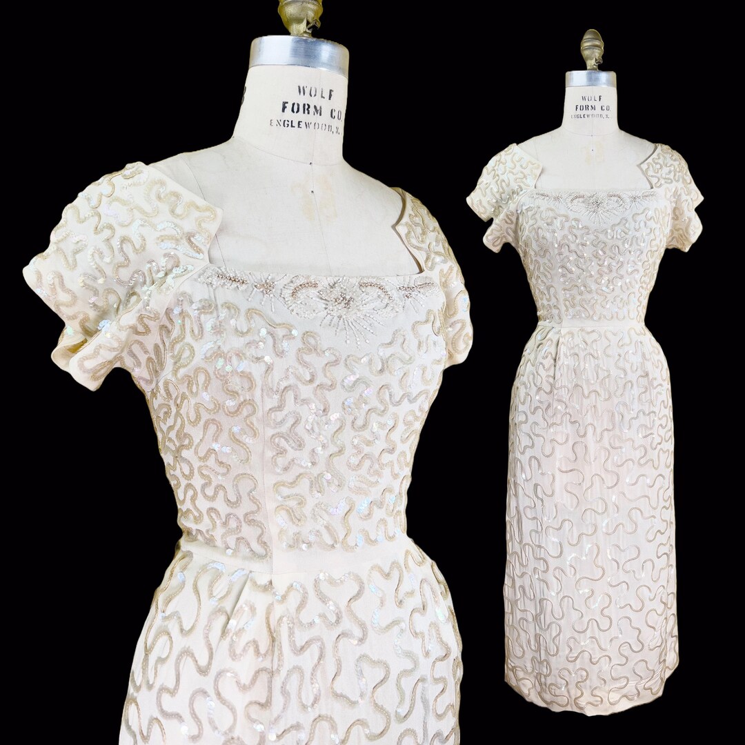 Vintage 1950s Ivory Beaded Top