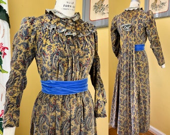 vestido de té antiguo de la década de 1880 // vestido de casa victoriana de pana de algodón con estampado paisley // corpiño deshuesado interno + espalda drapeada plisada // talla S