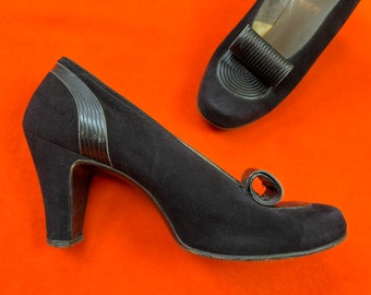 tacones vintage de la década de 1930 // ante negro + zapatos de tacón de cuero brillante de los años 30 // rayas cosidas en la parte superior + empeine de desplazamiento // tamaño 8.5 EE.UU.