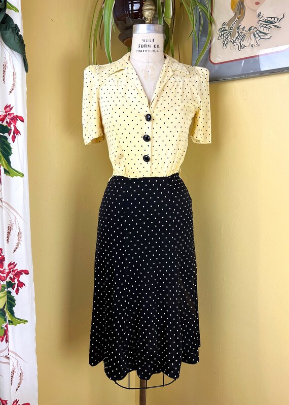 vintage 1940s dress // yellow + black polka dot c… - image 5