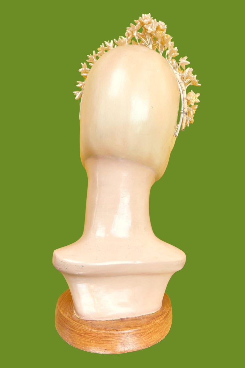 vintage 1920s bridal crown // tall face-framing halo pearly wax flower 20s wedding headdress image 9