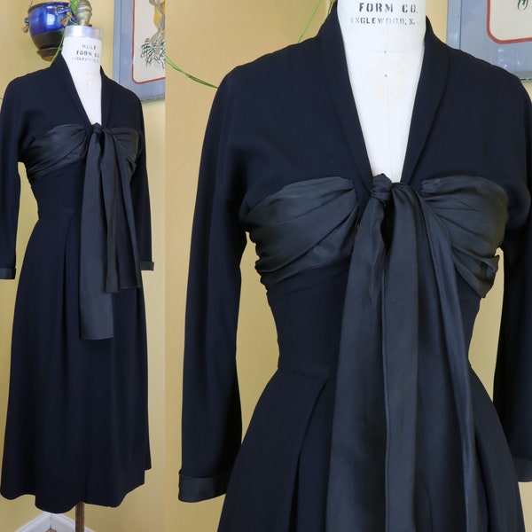 vintage 1950s dress // designer Nettie Rosenstein black rayon crepe + silk early 50s dress // zip front + sash bust // 26" waist