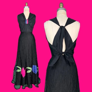 fleece dress with open back 1930s Backless dress 1930s hi-res stock photography and images