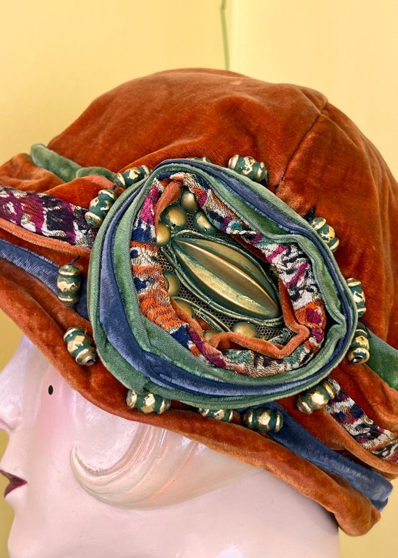 vintage 1920s hat // orange, green + blue velvete… - image 7