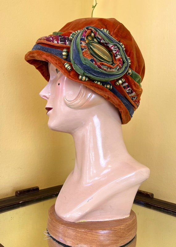 vintage 1920s hat // orange, green + blue velvete… - image 6