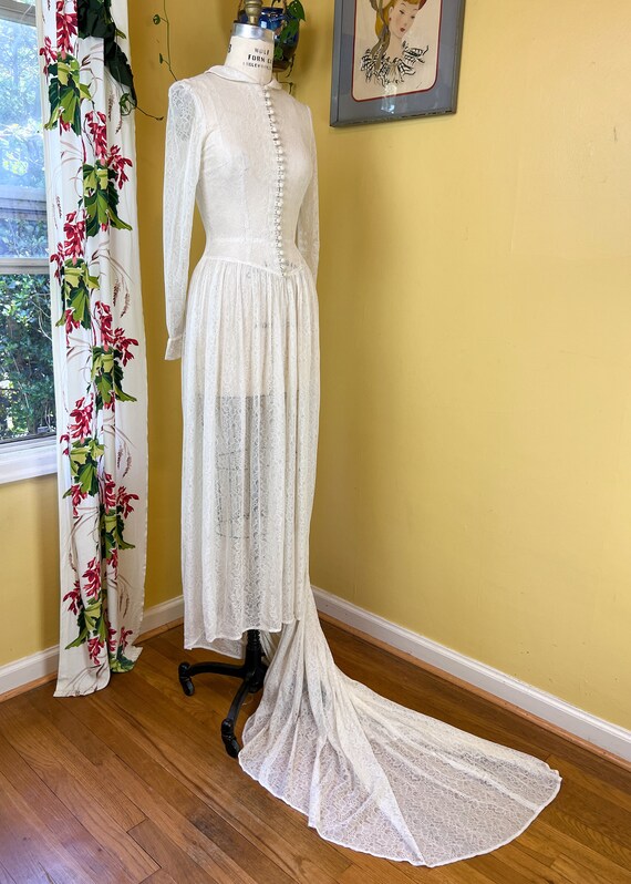 vintage 1940s wedding dress // beautiful white ra… - image 3