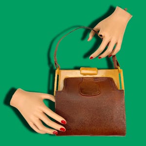 vintage 1920s purse // incredibly clean + soft goat skin leather late 20s handbag // deco Pyralin plastic frame