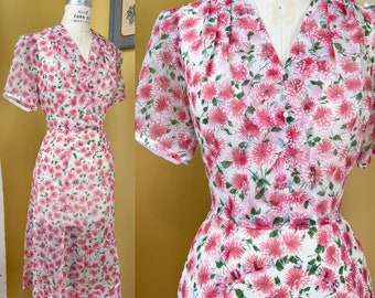 vintage 1950s dress // pink + green floral print sheer pucker nylon early 50s day dress // breezy + cute // 34" - 36" waist